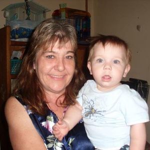 Meet your Posher, Crystal